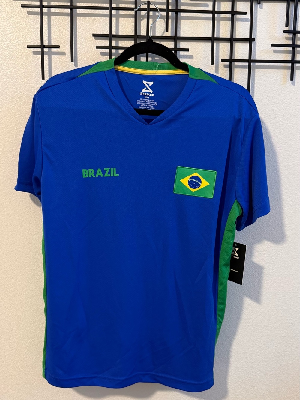 Brazil Soccer Jersey Men’s Medium Blue Green FIFA World Cup Fan Shirt NWT